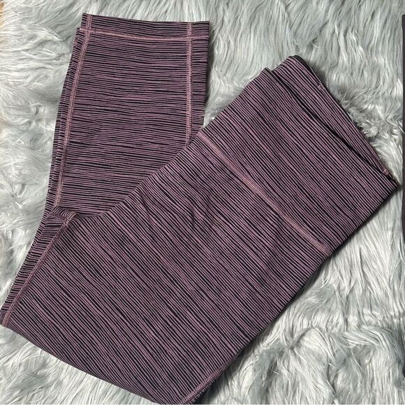 ATHLETA BUNDLE LEGGINGS - Picture 3 of 11